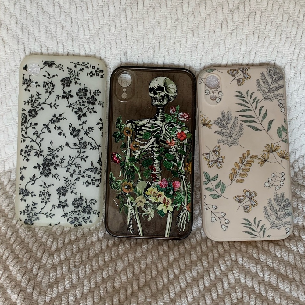 3for$10 Set of iPhone XR floral cases